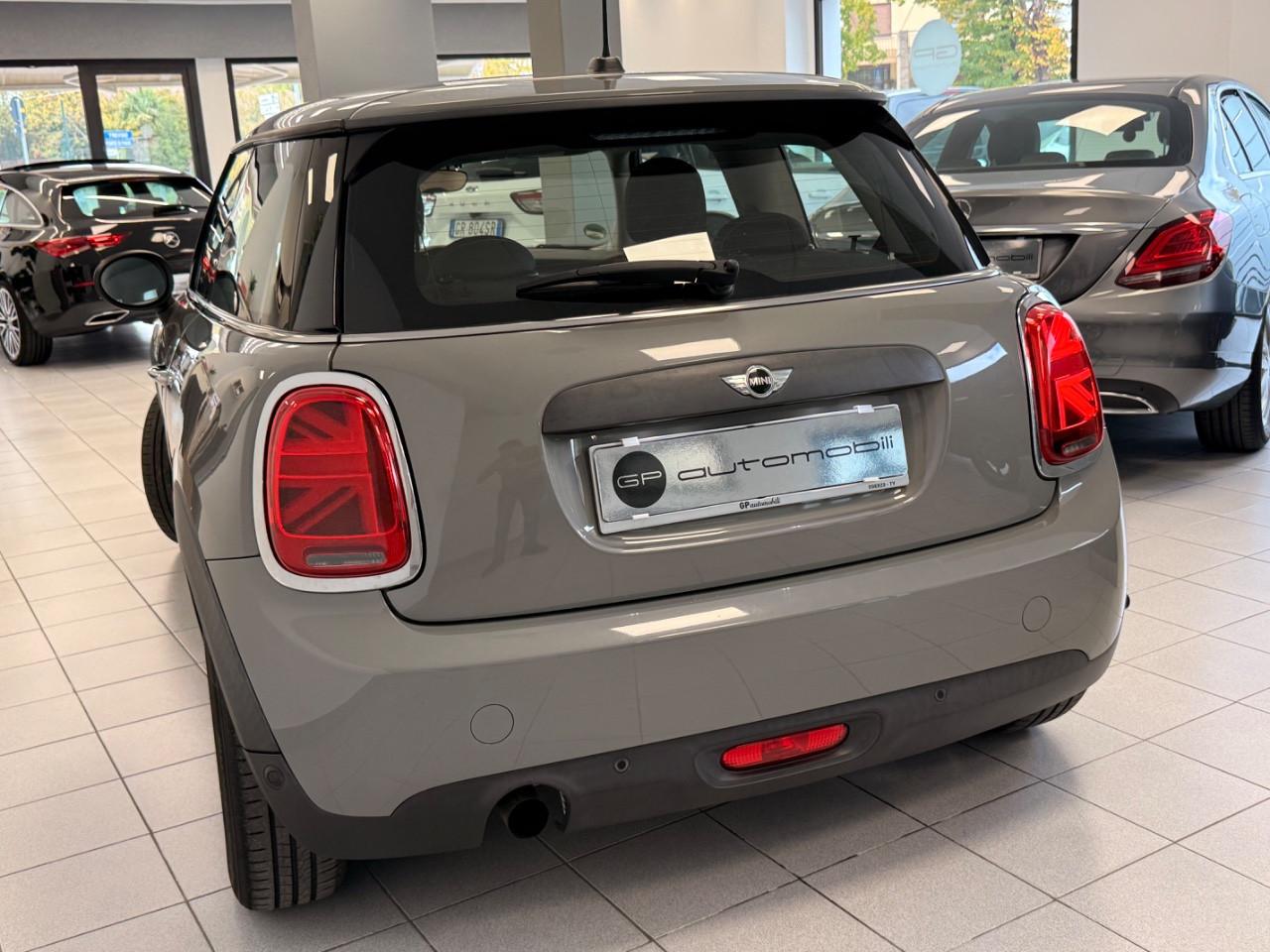 MINI One 1,2 102CV NEOPATENTATI