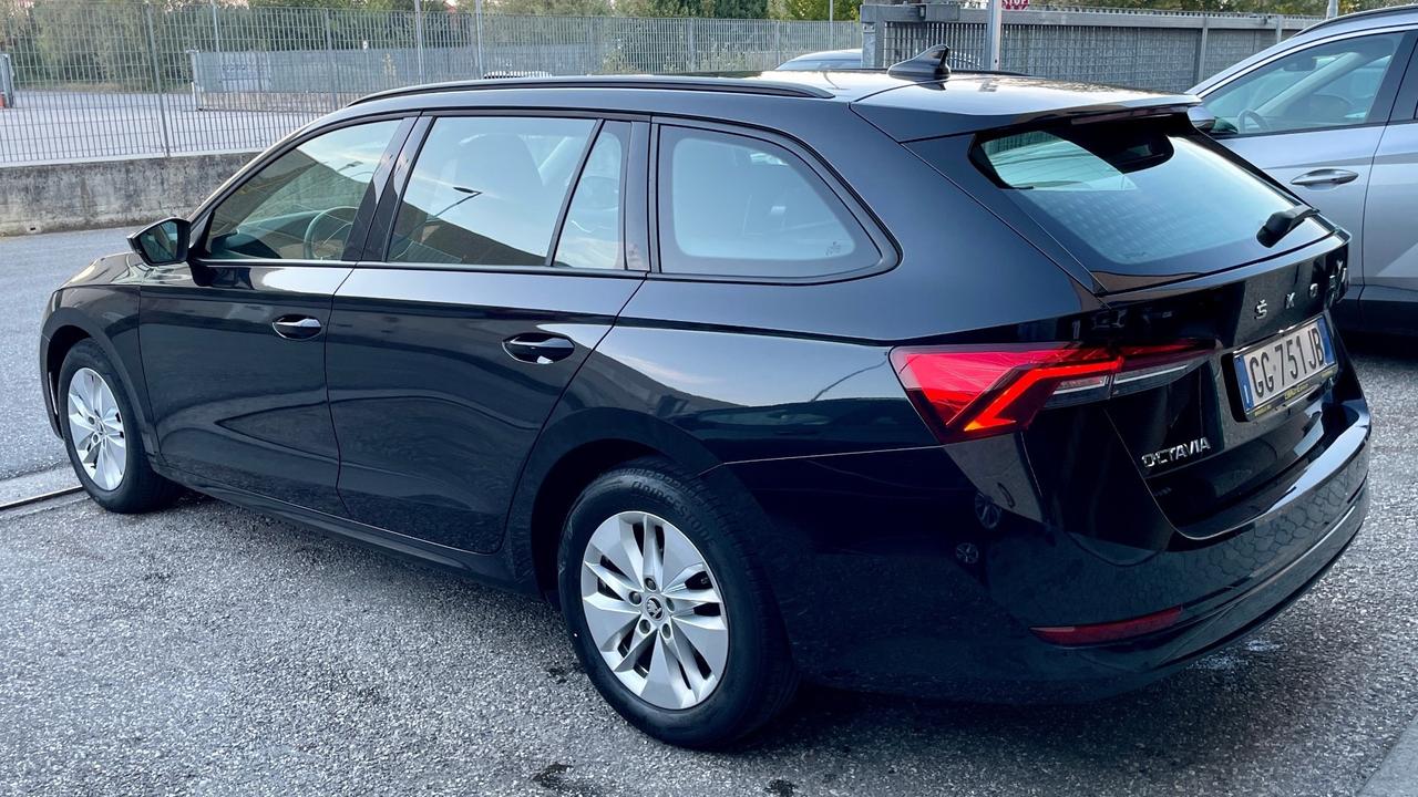 SKODA OCTAVIA SW 2.0 TDI EXECUTIVE 116CV - FULL LED, VIRTUAL COCKPIT, NEOPATENTATI