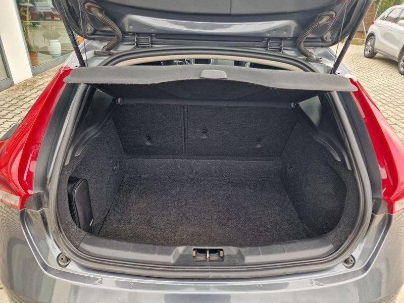 Volvo V40 V40 D2 Momentum