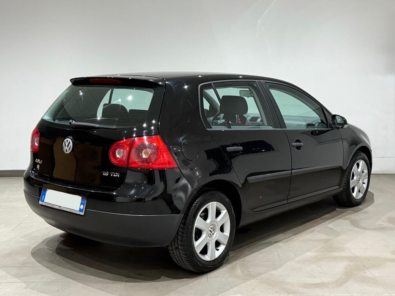 Volkswagen Golf 1.9TDI Sportline Per Neopatentati
