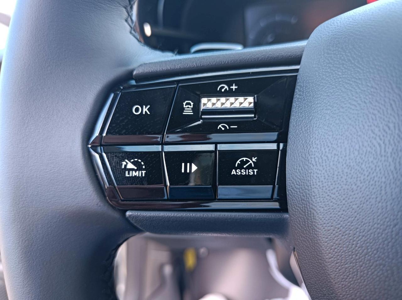 Alfa Romeo Junior 1.2 136 CV Hybrid eDCT6 Speciale