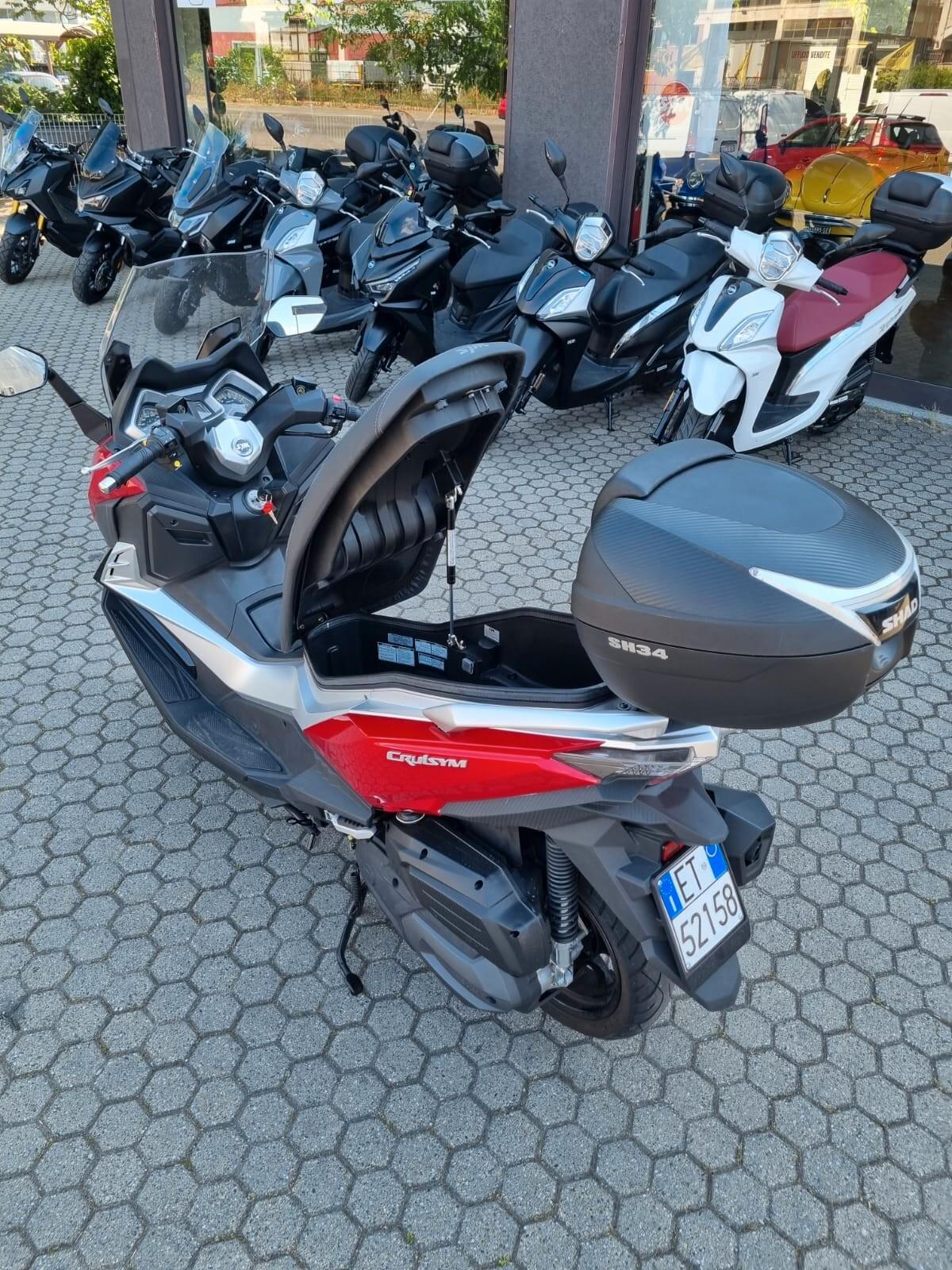 Sym Cruisym 300