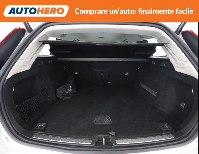 VOLVO V60 Cross Country D4 AWD Geartronic Business Pro