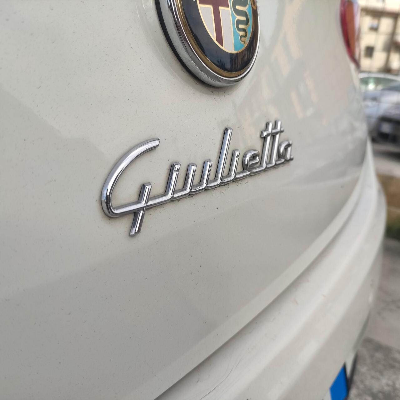 Alfa Romeo Giulietta 1.6 JTDm-2 105 CV Distinctive
