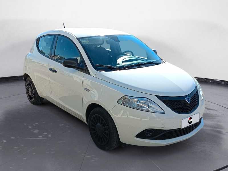 LANCIA Ypsilon 1.0 firefly hybrid Silver s&s 70c