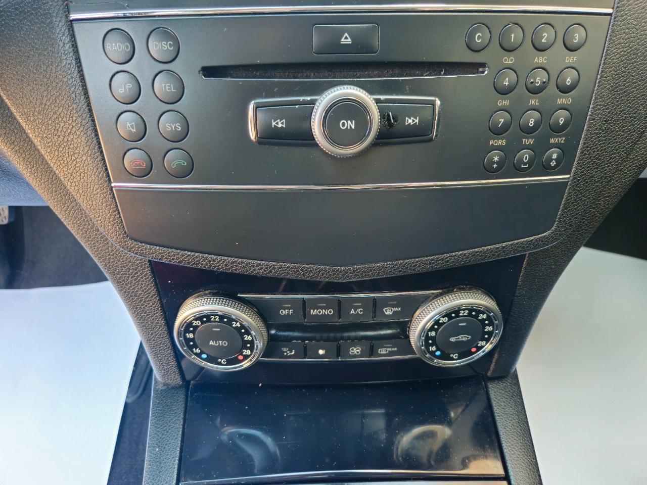 Mercedes-Benz C 220 ELEGANCE SW