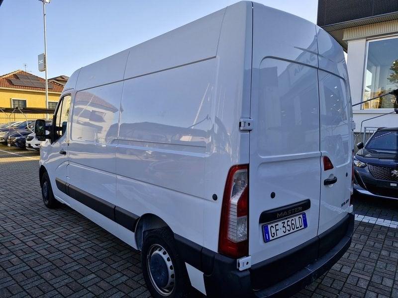 Renault Master T35 2.3 dci 135cv L2H2 Ice