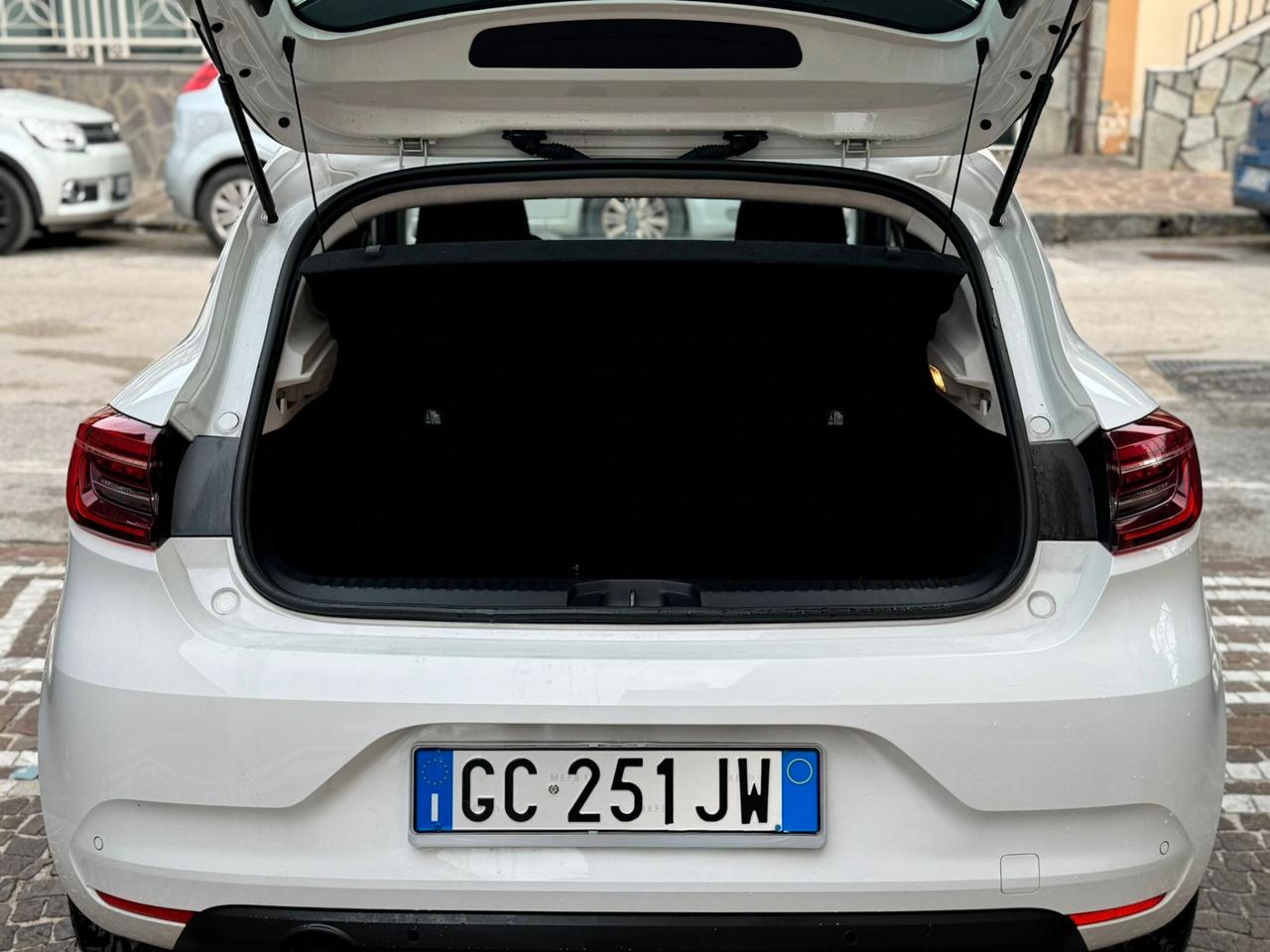 Renault Clio TCe 12V 100 CV GPL 5 porte Intens