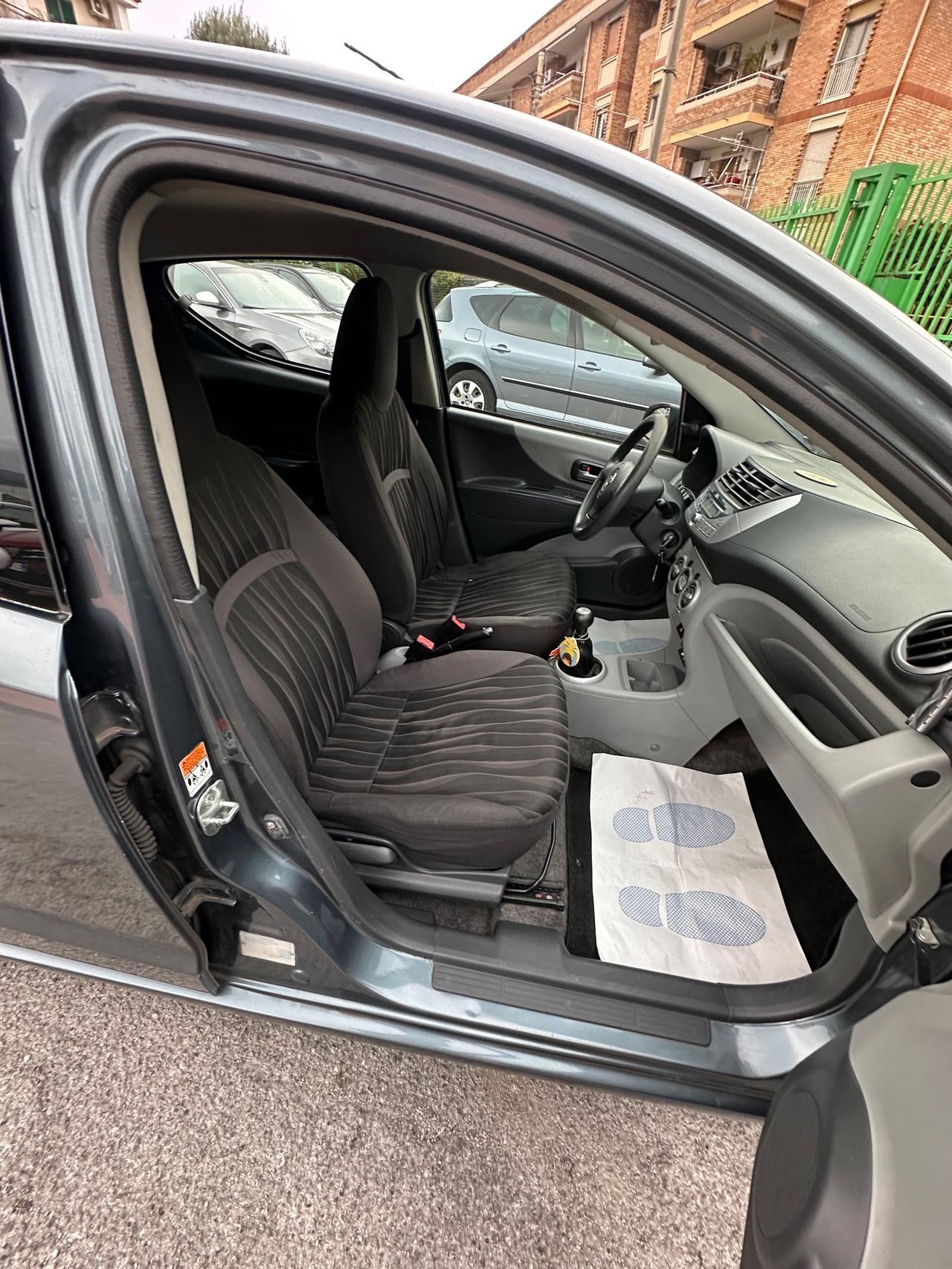 Nissan Pixo 1.0 5 porte Fun