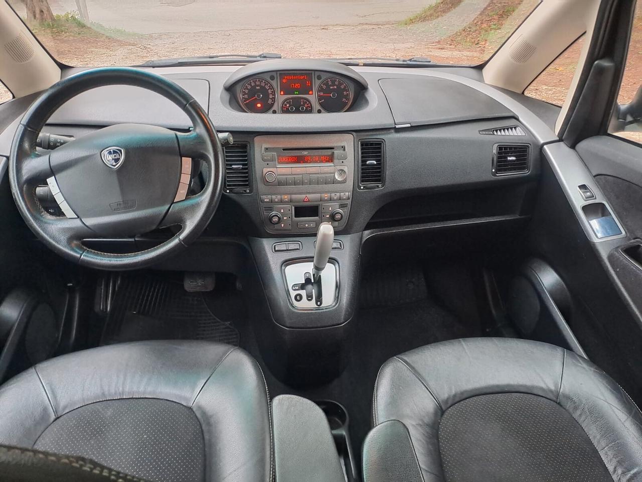 Lancia MUSA 1.4 16V DFN 5th Avenue cambio aut.