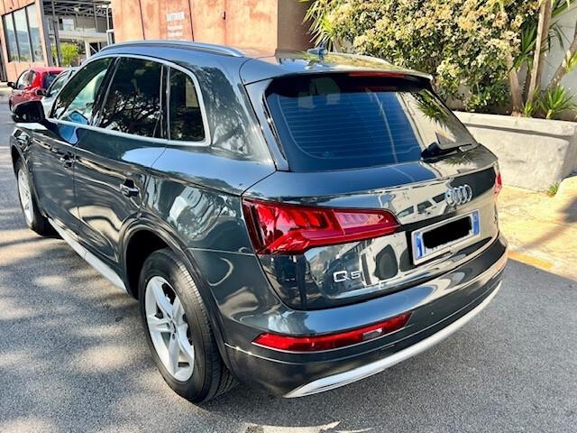 Audi Q5 2.0 TDI quattro S tronic