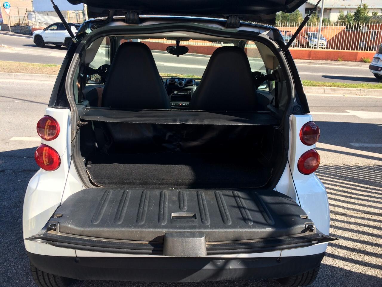 2009 Smart ForTwo 1000 62 kW coupé passion tagliandata !!
