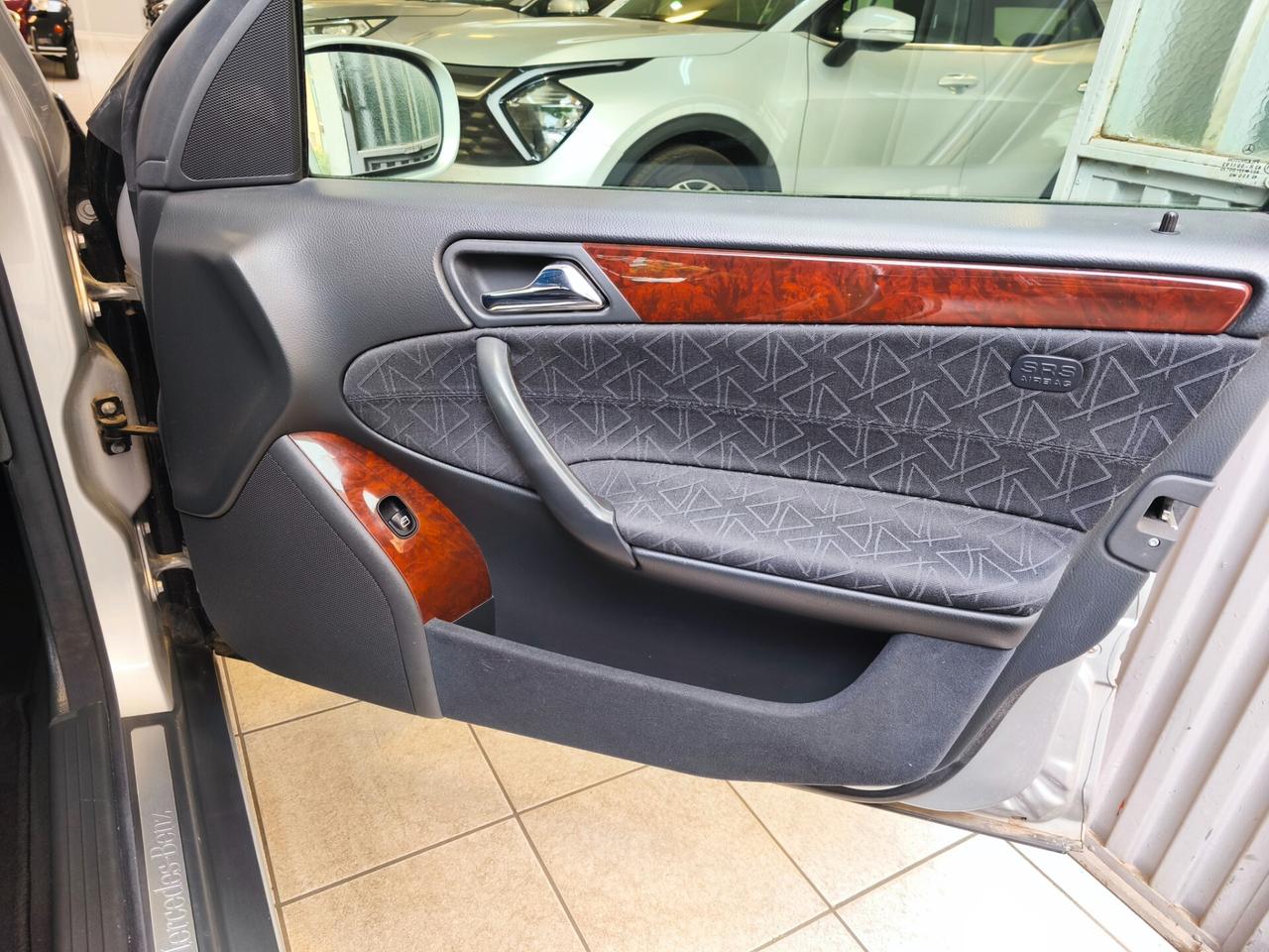 Mercedes-benz C 180 Unicoproprietario