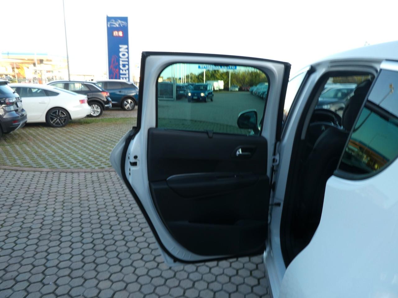 Peugeot 3008 BlueHDi 120 S&S Allure ok neopatentati