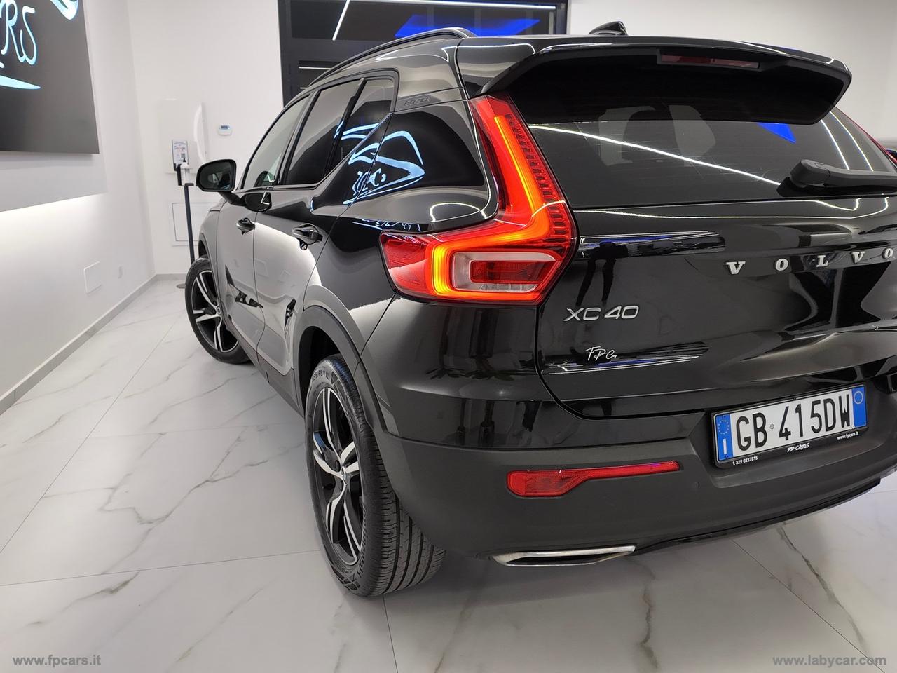 VOLVO XC40 D3 Geartronic R-design TETTO APRIBILE