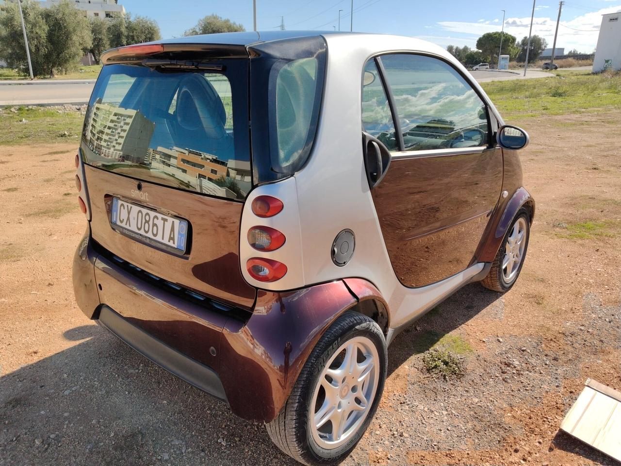 Smart ForTwo 700 coupé pure (37 kW)
