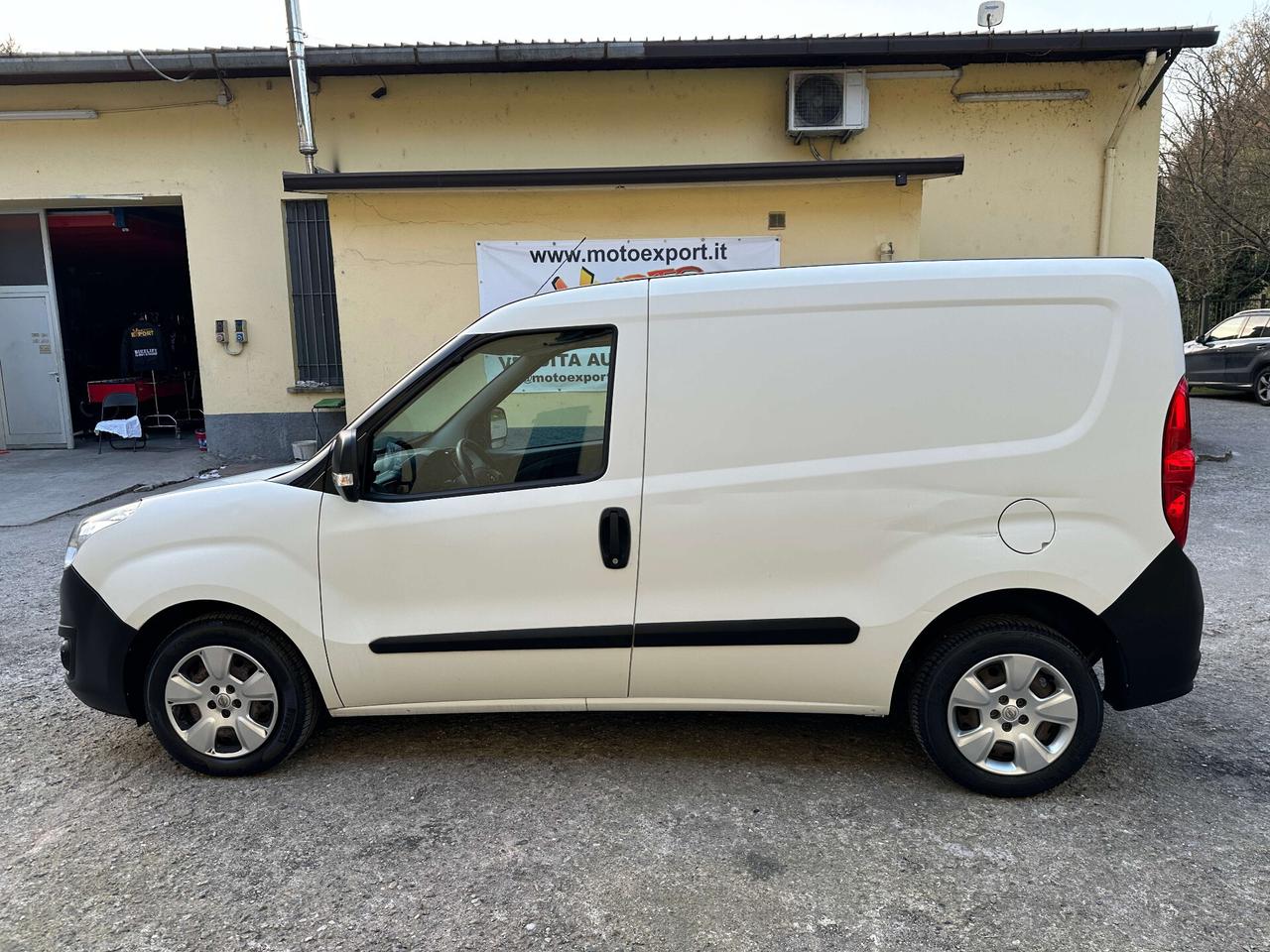 Opel Combo 1.6 CDTi 105CV