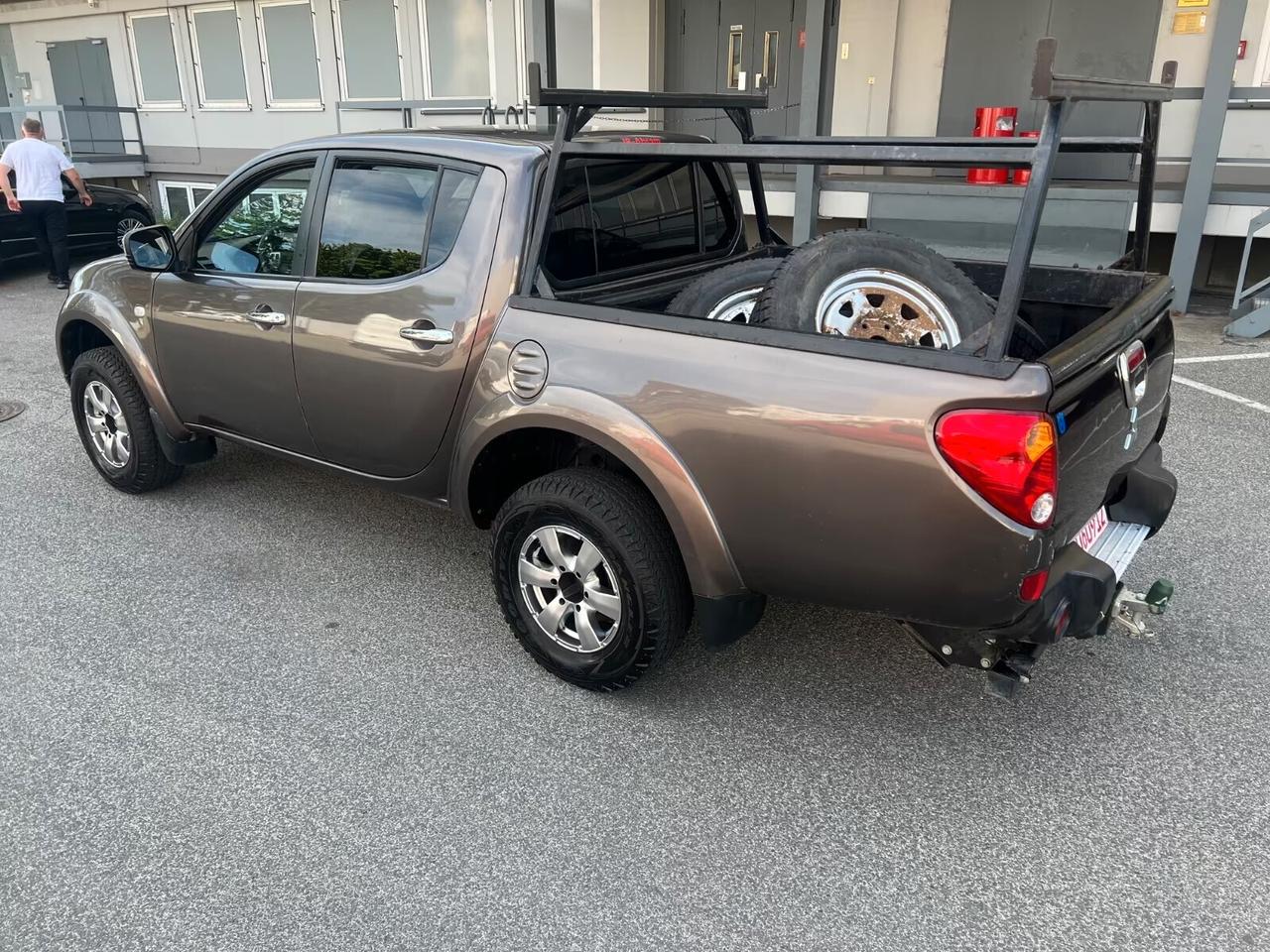 Mitsubishi L200 2.5 DI-D/136CV DC Intense DPF