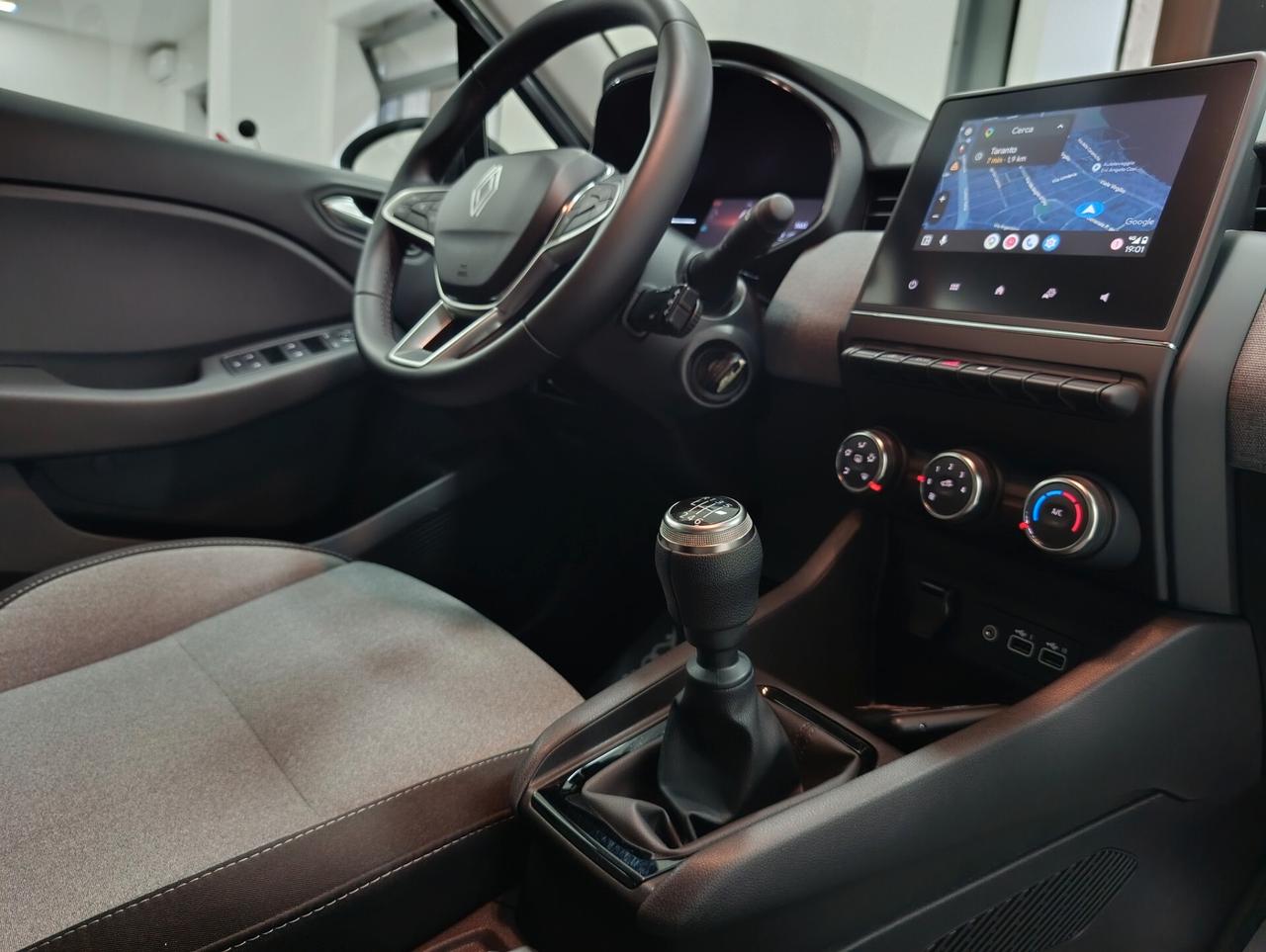 Renault Clio 5.600 KM 100 CV GPL 5 porte Evolution