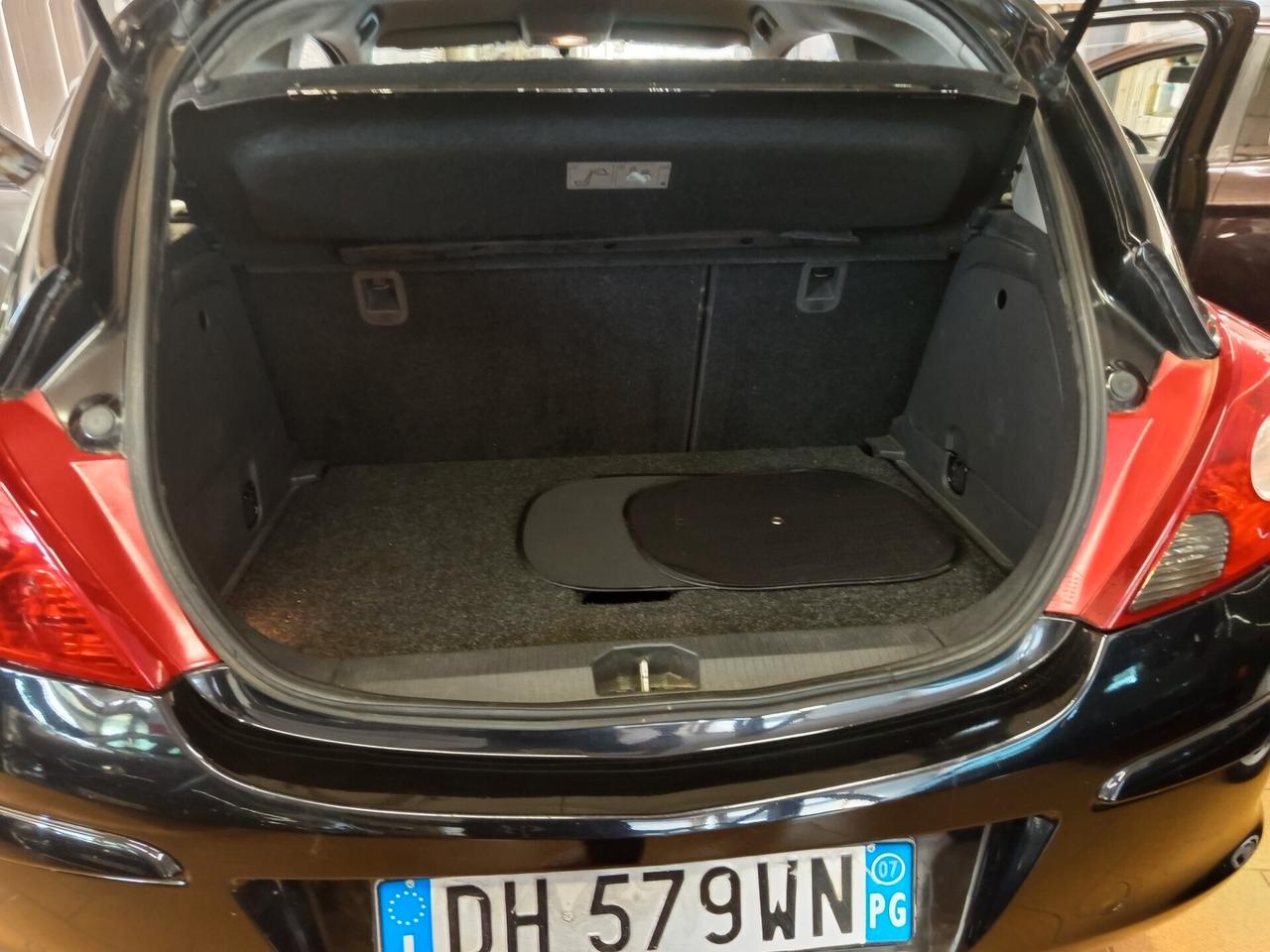 Opel Corsa 1.0 12V 3 porte Enjoy, ok neopatentati
