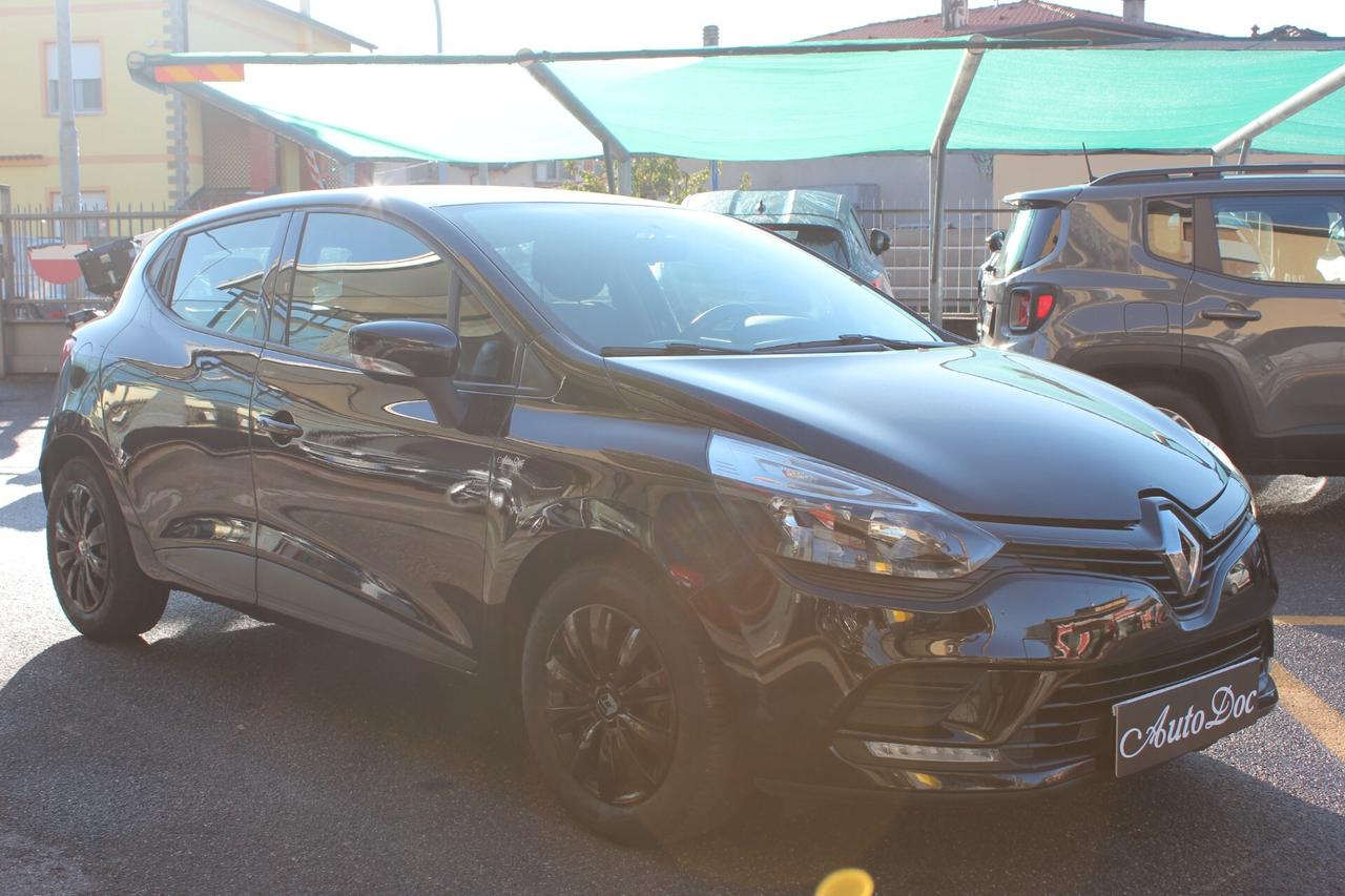 Renault Clio Life 1.2 75CV KIT DISTRIBUZIONE APPENA SOSTITUITO