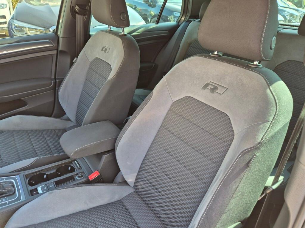 Volkswagen Golf R-LINE 7.5 2.0 TDI DSG 5p