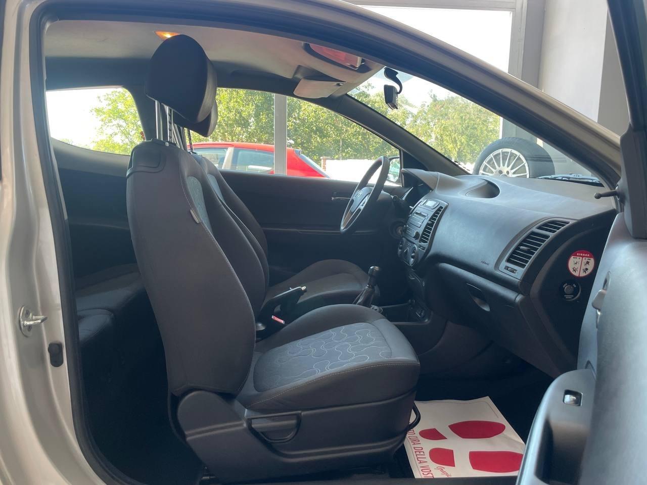 Hyundai i20 - 1.2 | 78 CV - GPL Scadenza 2030