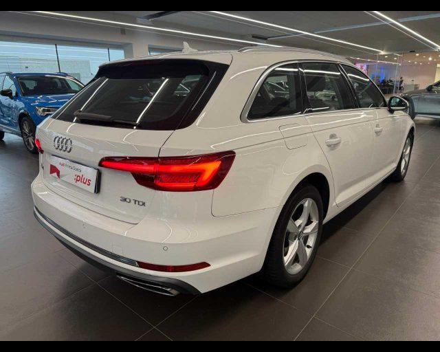 AUDI A4 Avant 30 TDI S tronic Sport