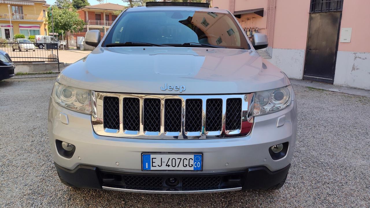 Jeep Grand Cherokee 3.0 CRD Overland + Gancio