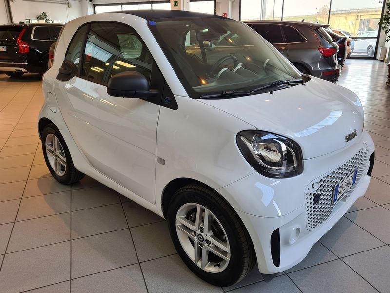 smart fortwo EQ YOUNGSTER AUTOMATIC!OK NEO PATENTATI!