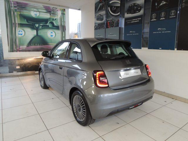 FIAT 500 Berlina 42 kWh 320km autonomia + wallbox