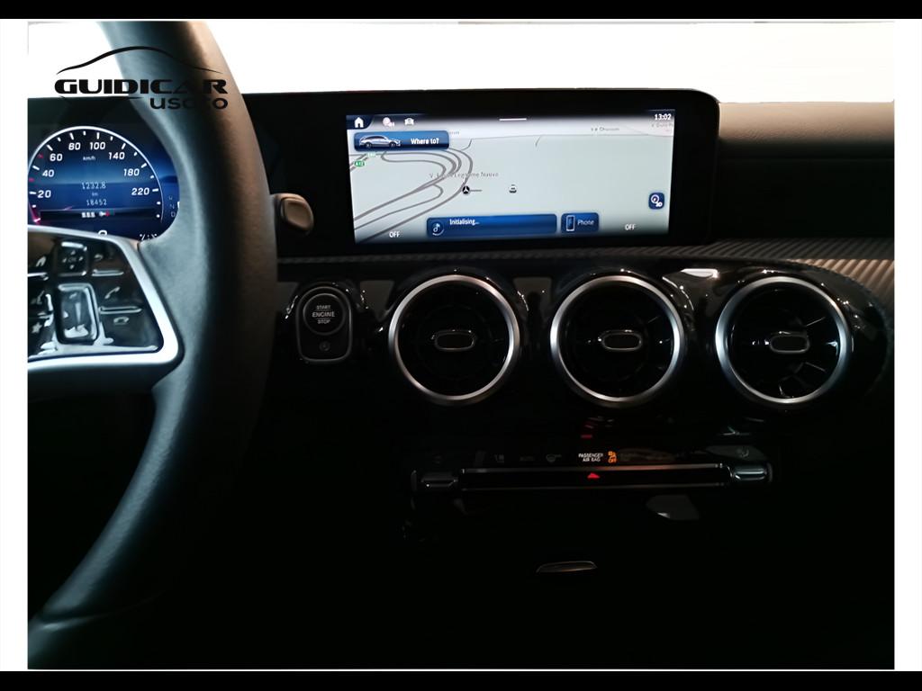 Mercedes-Benz CLA Sh.Brake - X118 2023 - CLA Shooting Brake 180 d Advanced auto