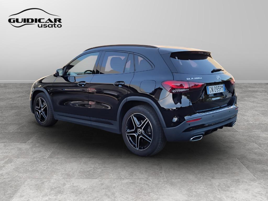 Mercedes-Benz GLA-H247 2020 - GLA 200 d Premium 4matic auto