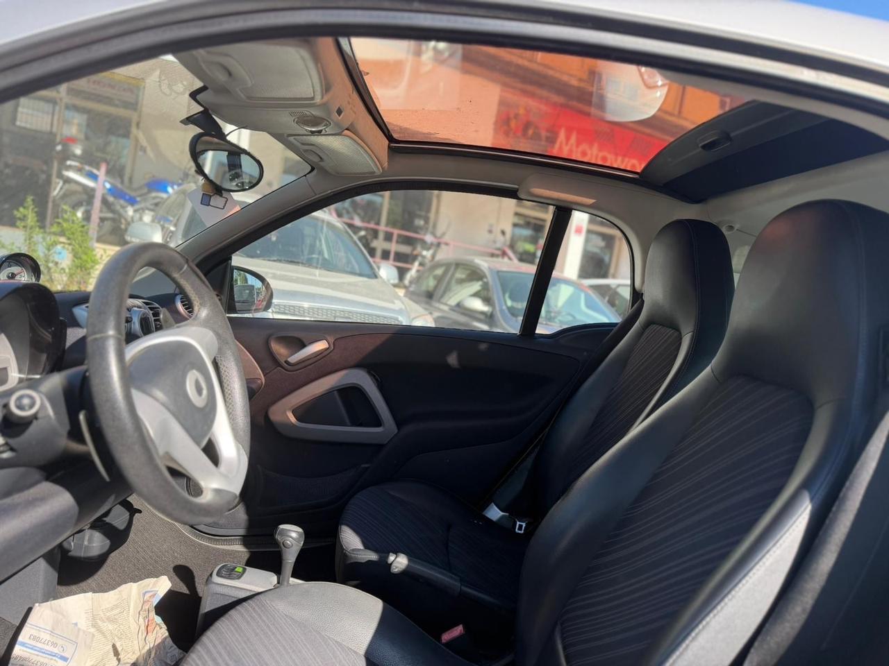 Smart ForTwo 1000 62 kW coupé passion