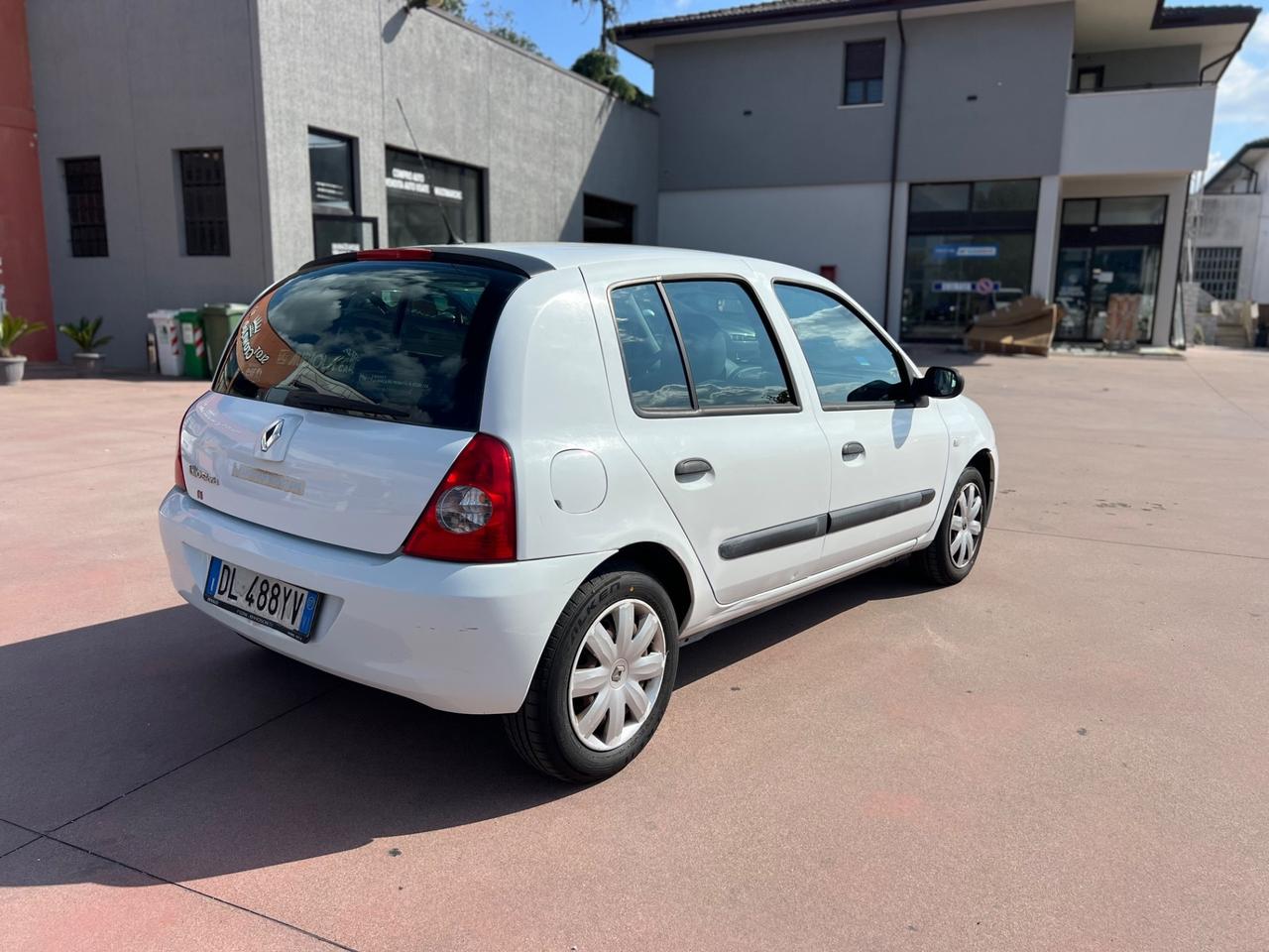 Renault Clio Storia 1.2 5 porte GPL Confort