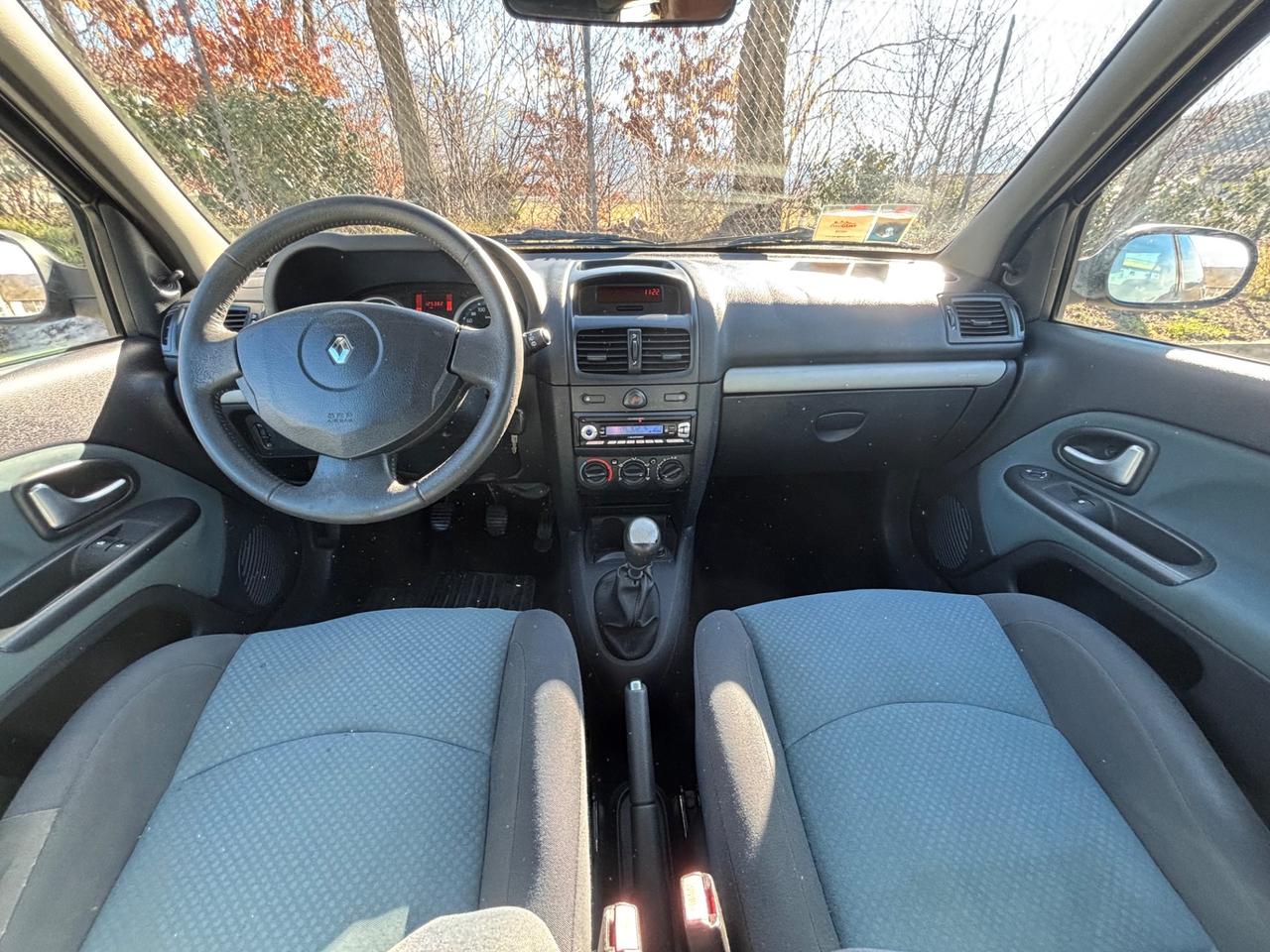 Renault Clio 1.4 16V 3p Luxe NEOPATENTATI