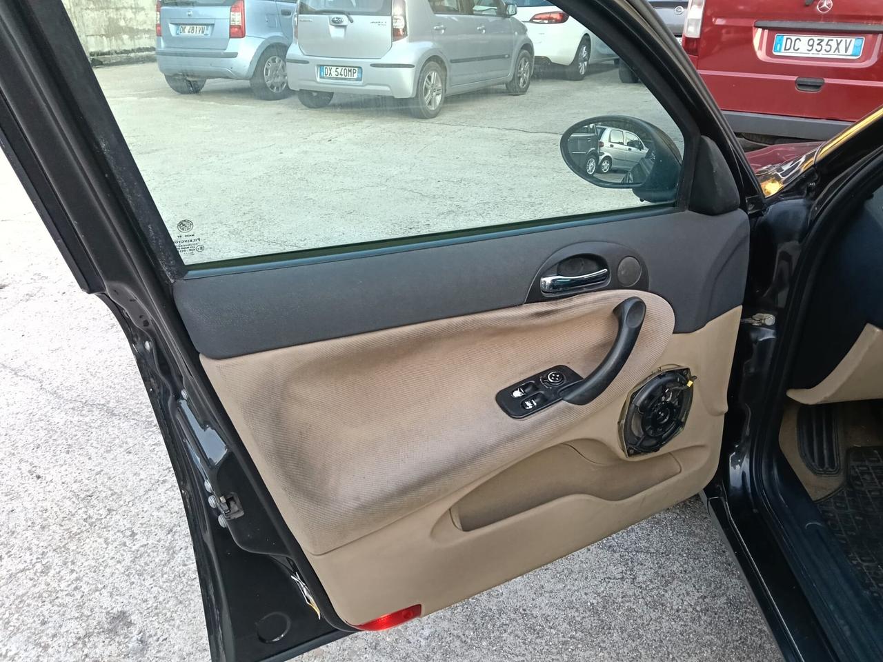 Alfa Romeo 147 1.9 JTD 16V cat 5 porte Distinctive