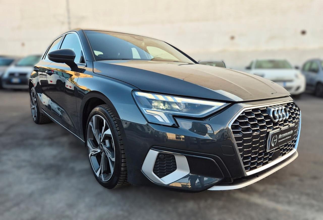 Audi A3 30 TDI S-tronic Business Advanced