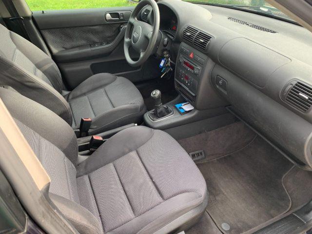 AUDI A3 1.6 cat 5p. Ambiente