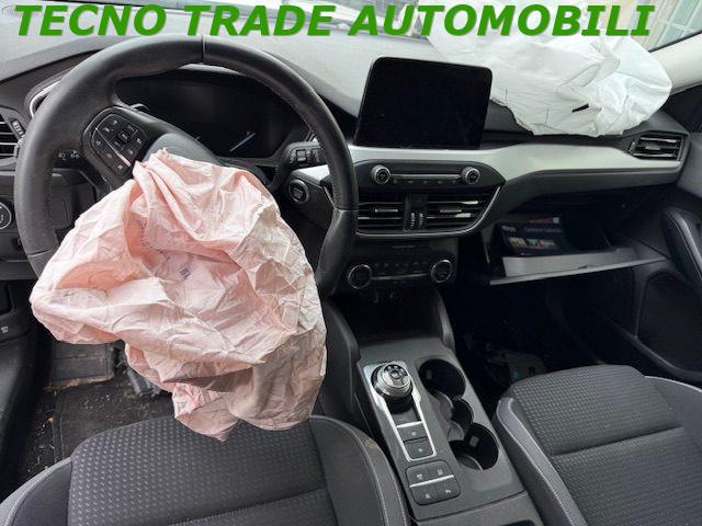 FORD Focus 1.5 TDCi 120 CV INCIDENTATA