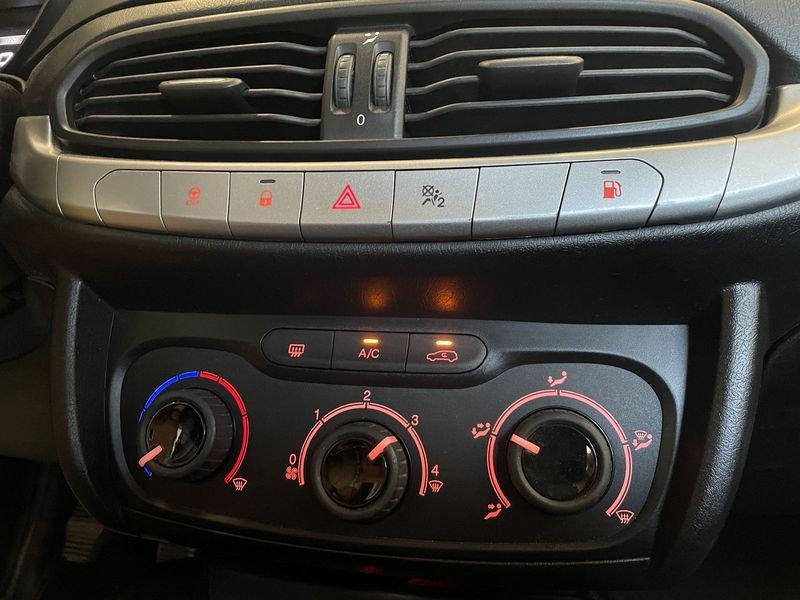 FIAT Tipo 1.4 T-Jet 120cv Easy