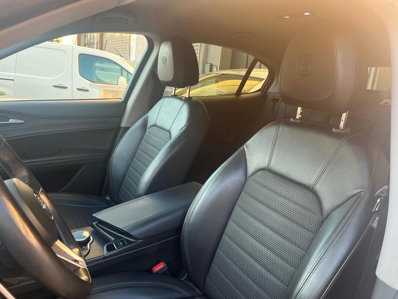 Alfa Romeo Stelvio 2.2 Turbodiesel 210 CV AT8 Q4 Executive