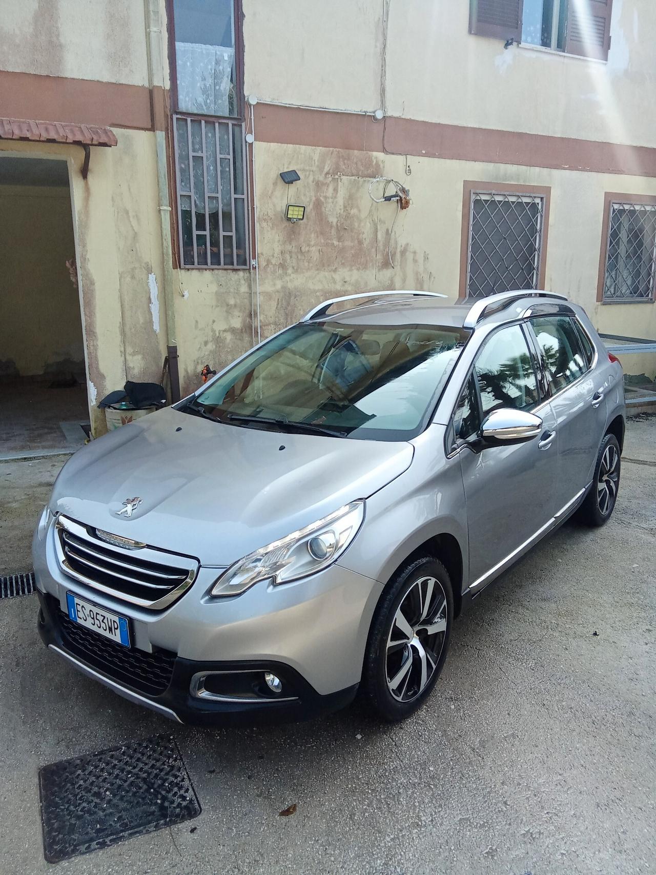 Peugeot 2008 1.6 e-HDi 115 CV Stop&Start Allure