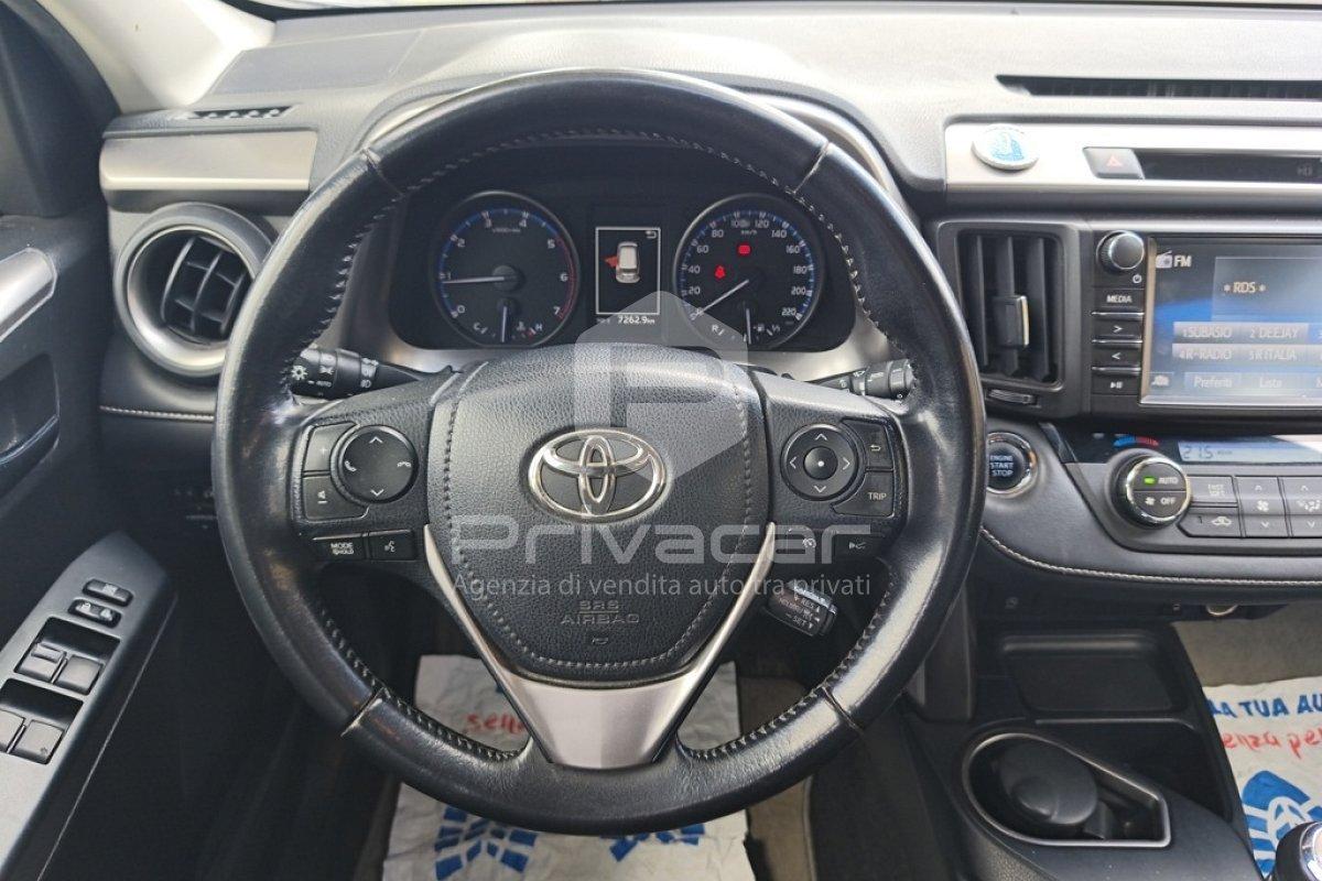 TOYOTA RAV4 2.0 D-4D 2WD Active