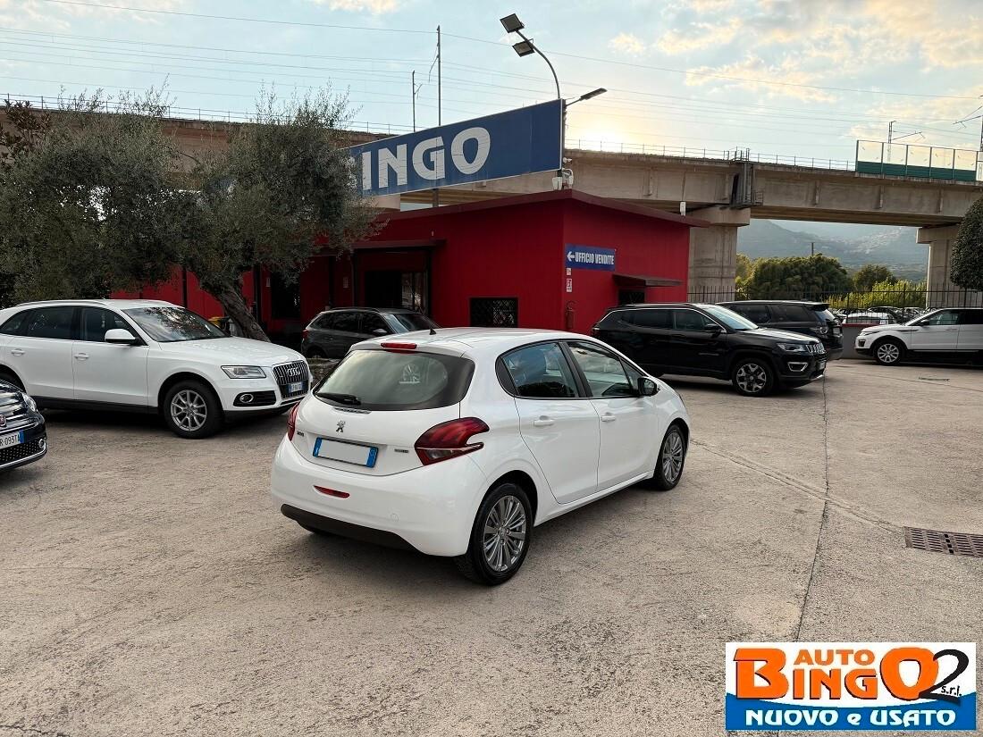 Peugeot 208 BlueHDi 75 5 porte Allure