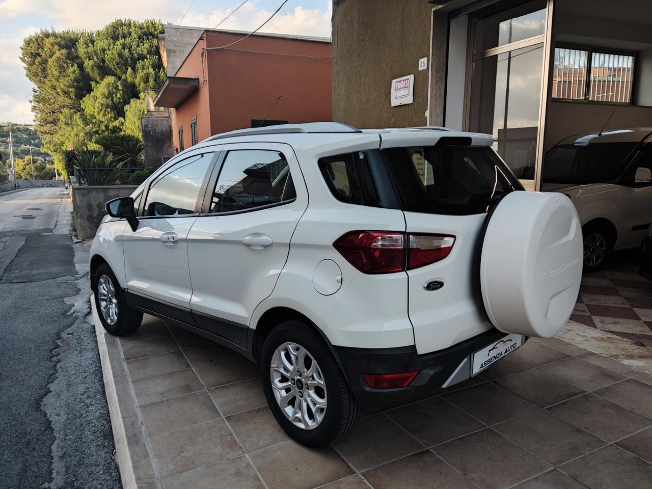 Ford EcoSport 1.5 TDCi Titanium OK NEOP