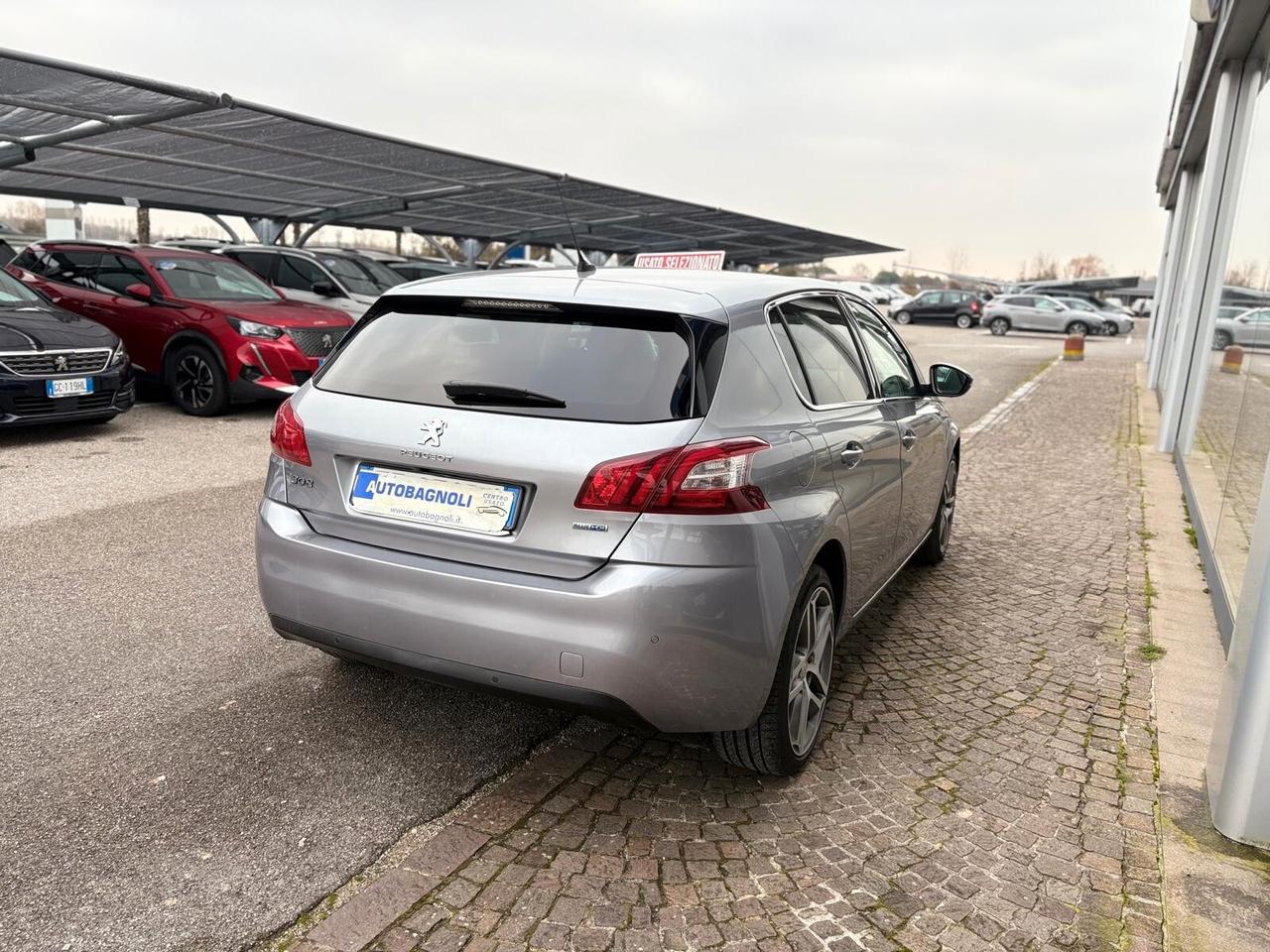 Peugeot 308 ALLURE 1.6 BlueHDi 120 6mt UNICO PR.