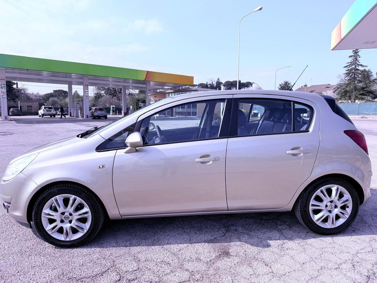 Opel Corsa 1.3 CDTI 75CV Ok neopatentati