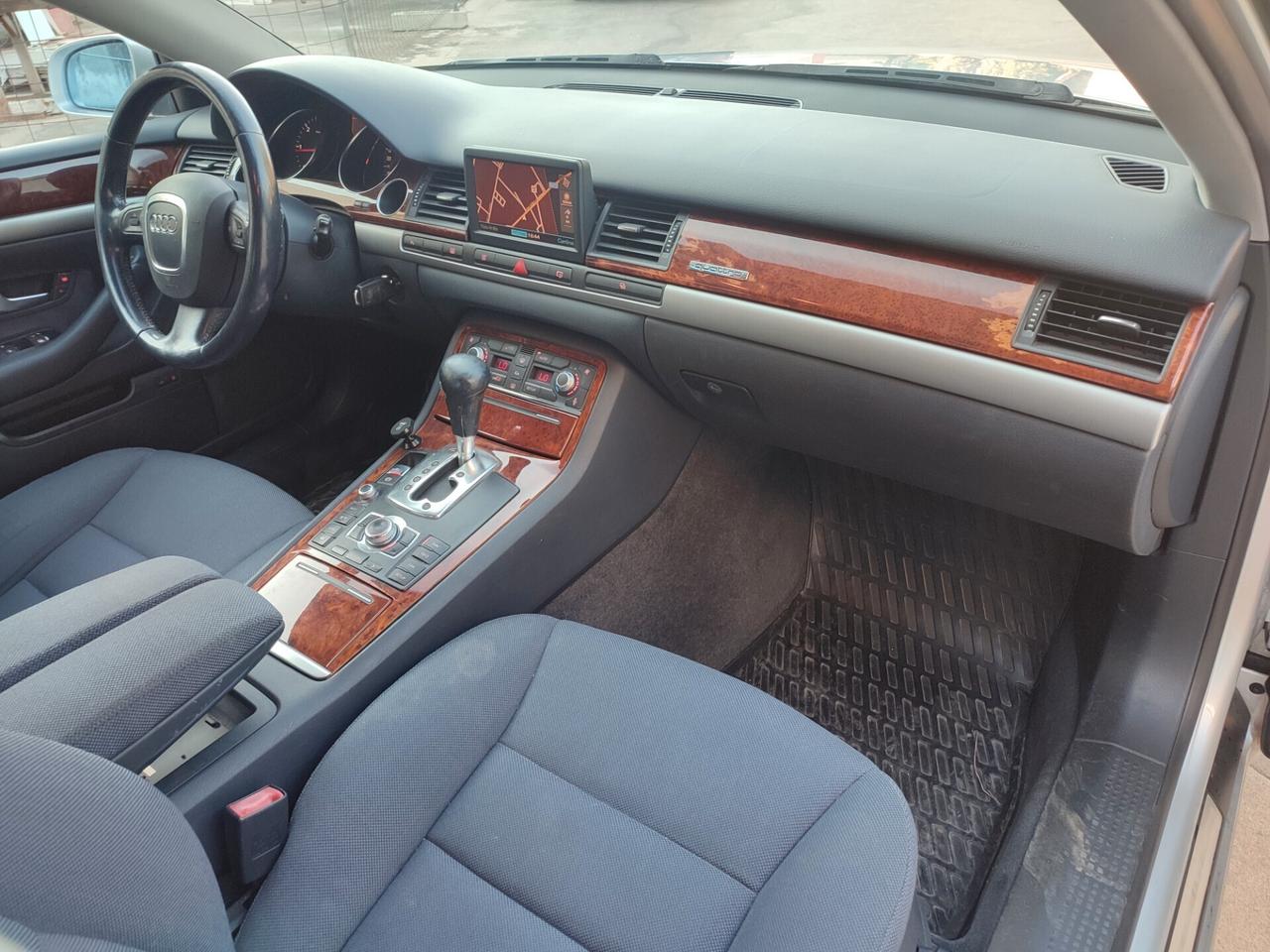 Audi A8 3.0 V6 TDI F.AP. quattro tiptronic