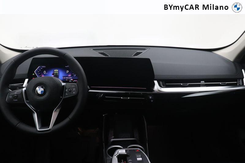 BMW X1 18 d X-Line sDrive DCT